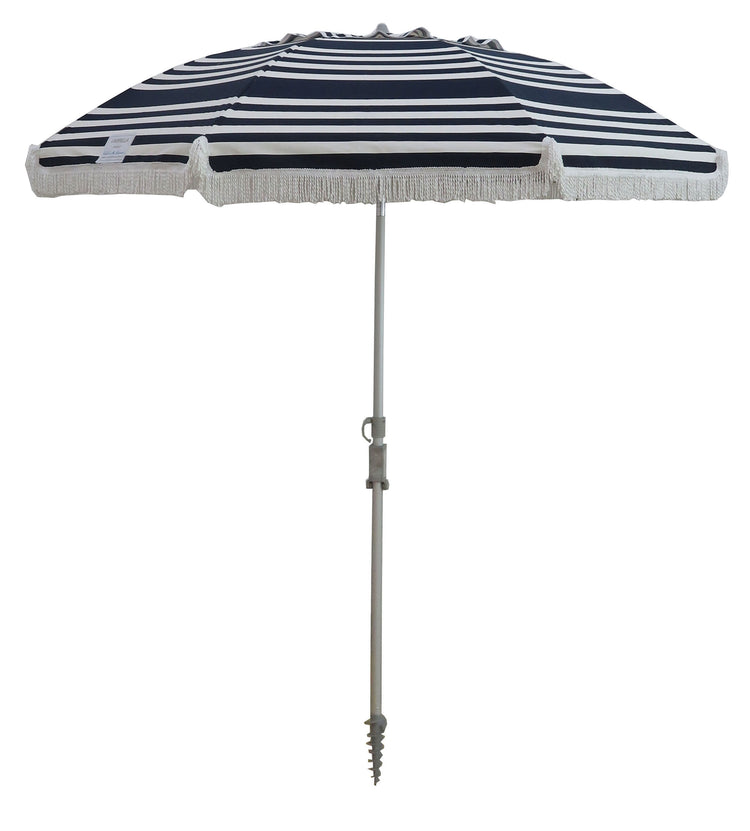 Hollie & Harrie Classic Fringe 210cm Canvas Beach Umbrella - Hello SaiWow the Hello Sailor is a Classic.
The Fringe 210cm Beach Umbrella is a classic beach lovers staple. The thick & luxurious 100% cotton canopy with a retro fringBeachkit